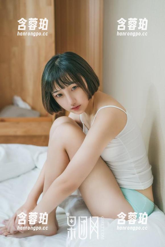 GIRLT果团网 - little贝壳喵的白衬衫：会透到小秘密的写真？