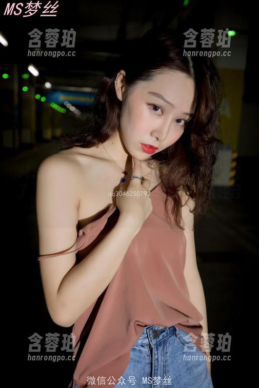 MSLASS梦丝女神 - 灵唯别再勾搭长城了，这电喵造型让人懵，原图太引人注目了！