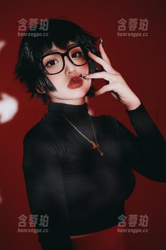 PuyPuyChan 当短裤成为焦点:PuyPuyChan和她的高清画卷