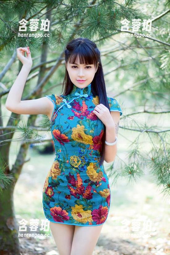 TuiGirl推女郎 - 胡允儿的学妹写真，照片里藏着怎么回事？没想到！