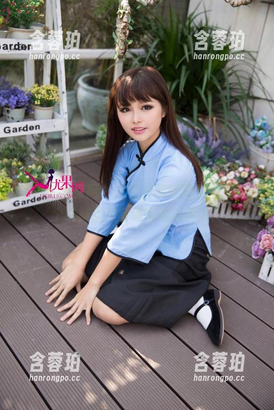 UGirls尤果网-沈诺馨 UGirls尤果网 - 沈诺馨最新图册呈现,那个妹妹居然会偷吃我的薯片!