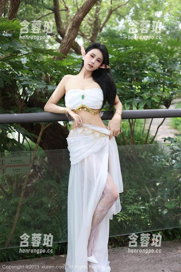 Xiuren秀人网-十九九 Xiuren秀人网 - 如果能把十九九的皮衣穿到网盘里就好了,每天都想翻翻!