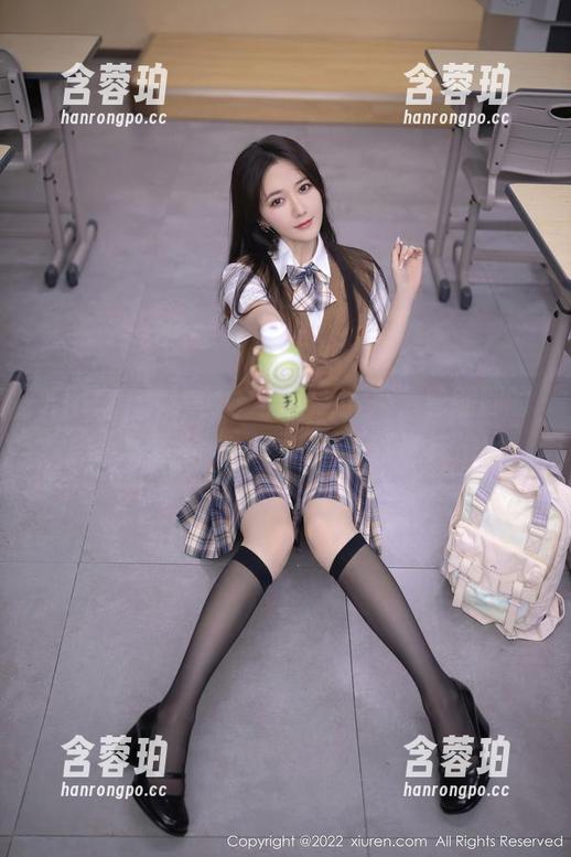 Xiuren秀人网 - 全套看下来，唐翩翩的护士写真令我感叹原来可以这样拍！