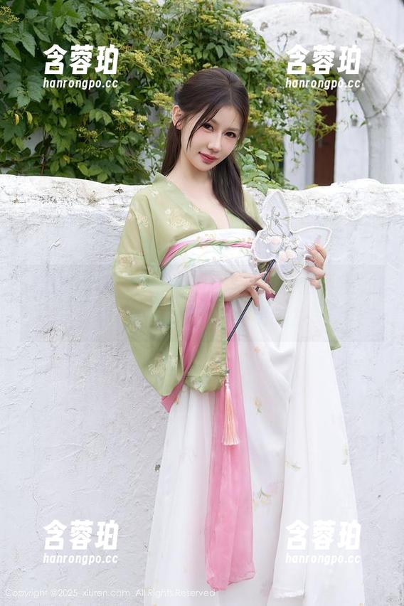 Xiuren秀人网 - 江真真重现护士风潮，这私拍资源真心不错啊！