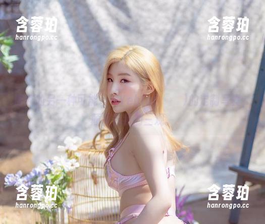 清纯的另一种可能——Yebin(전예빈)的定制写真，颠覆你我的三观。