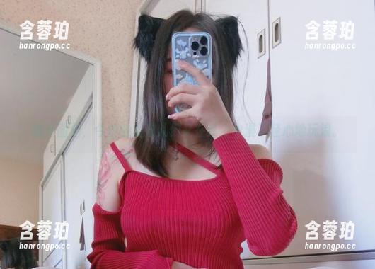翻开图包，今汐的女孩儿们又在红尘中漫不经心地玩浪。
