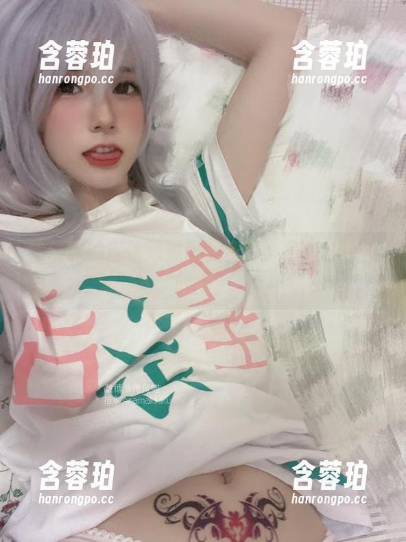 倦倦喵的吉他妹妹图片资源，最适合静静欣赏。