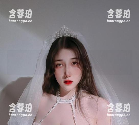 微密圈 - 长毛衣短思绪：可可西yyy在高清图库中的放松时光