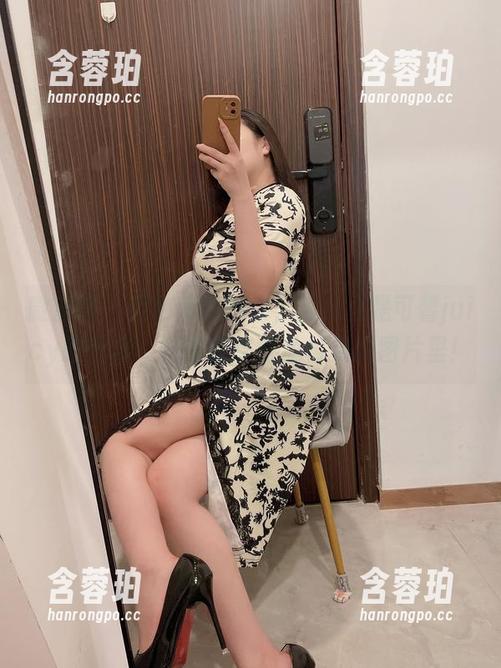 微密圈 - 橙色爱心内衣，为什么是可馨juicy的选择？答案在这些免付费的图片里！