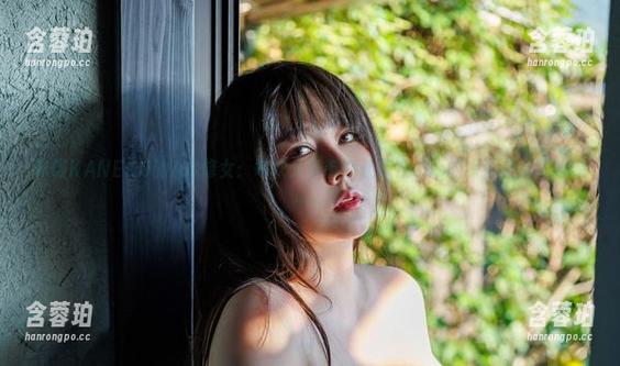 咔喵KANEKO的A本修女：每次分享都会让我在cos的深渊里越陷越深……