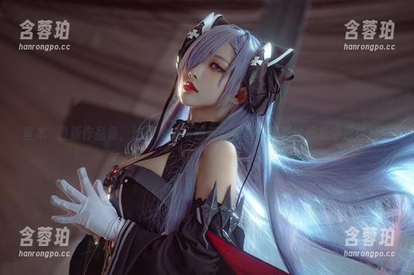 宫本桜最新作品集，这次她跟毒蛇亲密接触，竟然比想象中还凶猛！