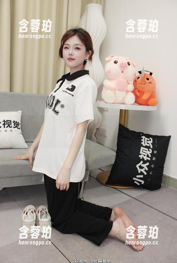 小众视觉-玲玲 小众视觉 - 玲玲的制服控:加强版合集让人欲罢不能