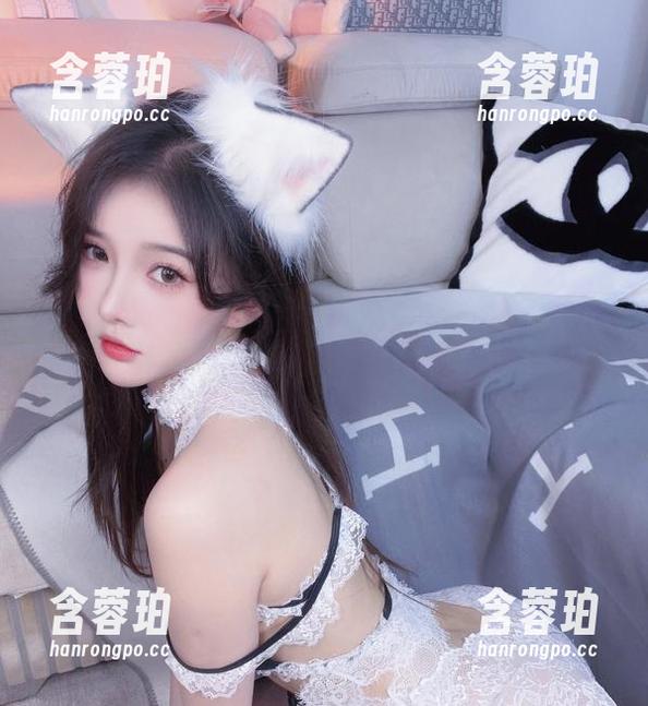 小小奶瓶儿又来了！比基尼写真集，分享点不那么正经的趣图