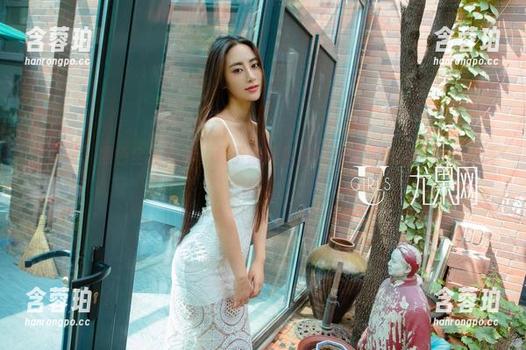 尤果网 - 黑色全套写真，周予然这是在转向阴暗面吗？好奇心满满。