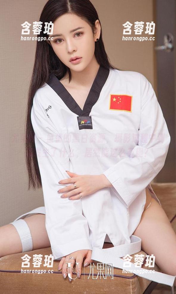 尤果网 - 童倩的黑白资源，摄影过程中到底发生了什么，居然能这么有趣？