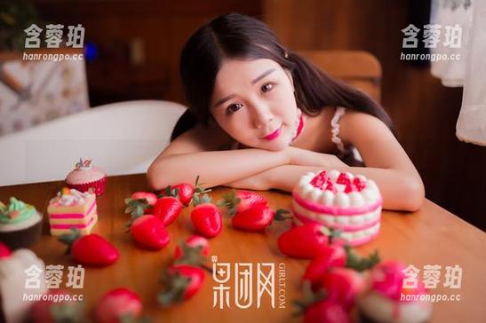 果团网-莫雅淇 果团网 - 裤里丝的奇幻冒险:莫雅淇最新资源检阅大会!