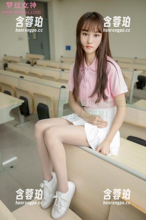 梦丝女神 - 高清图集：诗琪的细腿怎么能这样？美得让人想哼歌！