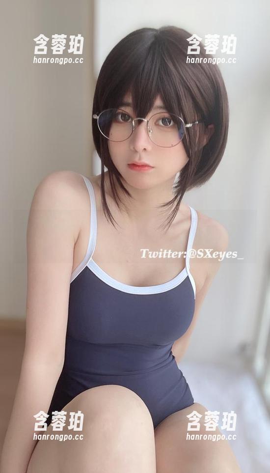 直击眼酱大魔王w的蕾丝连体衣，竟有无圣光的萦绕，我要咋办？