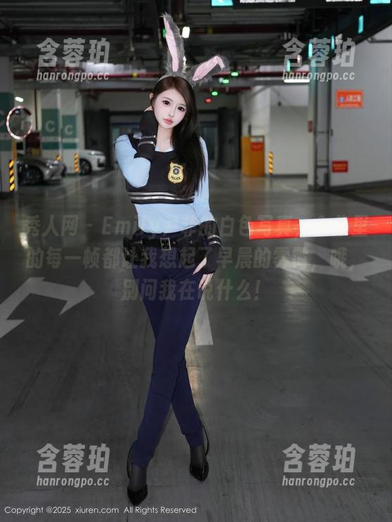 秀人网-Emily尹菲 秀人网 - Emily尹菲的白色写真,全集里的每一帧都让我想起了早晨的雾霭,哦,别问我在说什么!