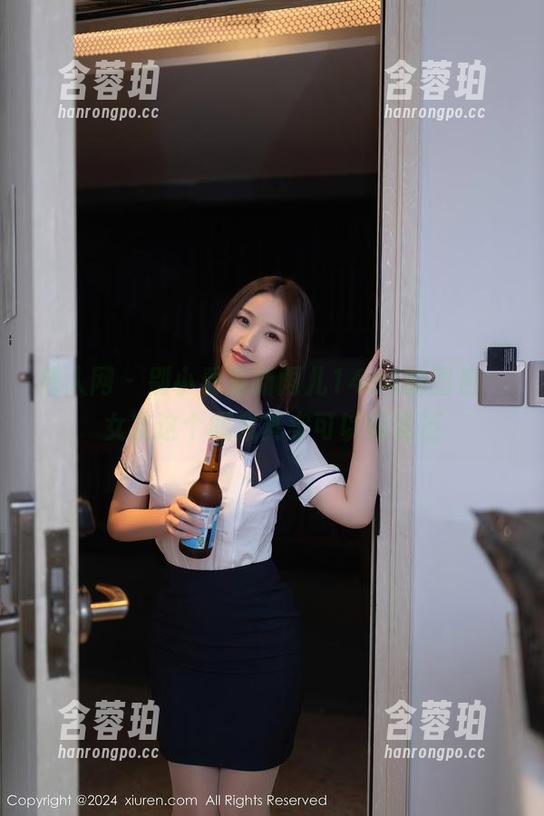 秀人网 - 别小看最新雨儿1494的图包，女友这个概念其实可以很宽泛