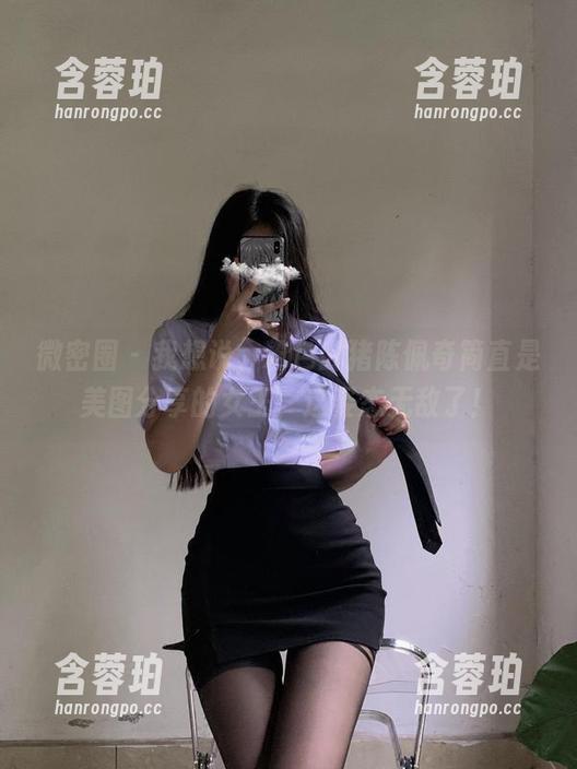 粉色的猪陈佩奇 微密圈 - 我想说,粉色的猪陈佩奇简直是美图分享的女王,这姿态无敌了!
