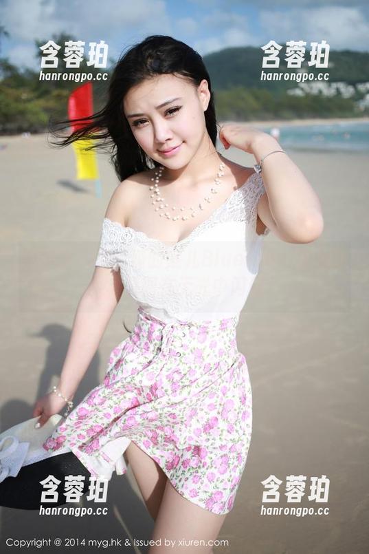 美媛馆 - 有点辣的妮儿Bluelabel兔女郎，原图在无光中闪现
