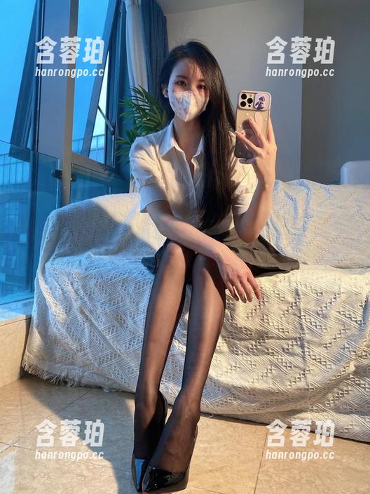 微密圈 - 软妹小九九的脚步声在美图中回荡，丝足艺术让人又爱又恨！