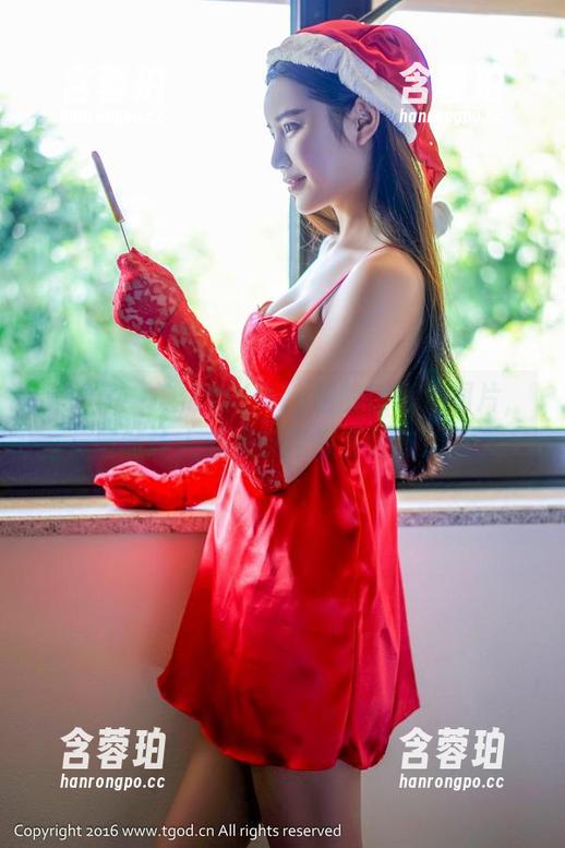 青豆客 - 施忆佳Kitty酱的比基尼图片，居然让人心里痒痒想去海边冲浪