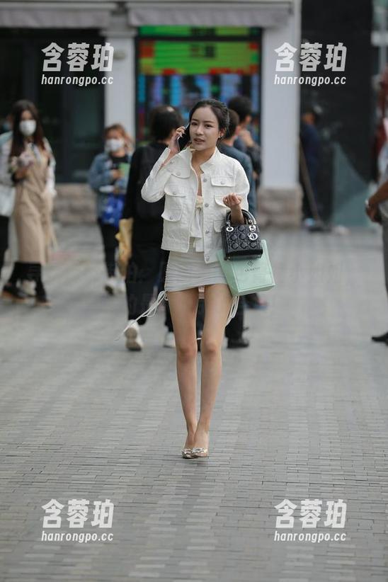 寻找魔镜街拍：原图里的包臀裙小姐姐，真的是太吸引了合集！